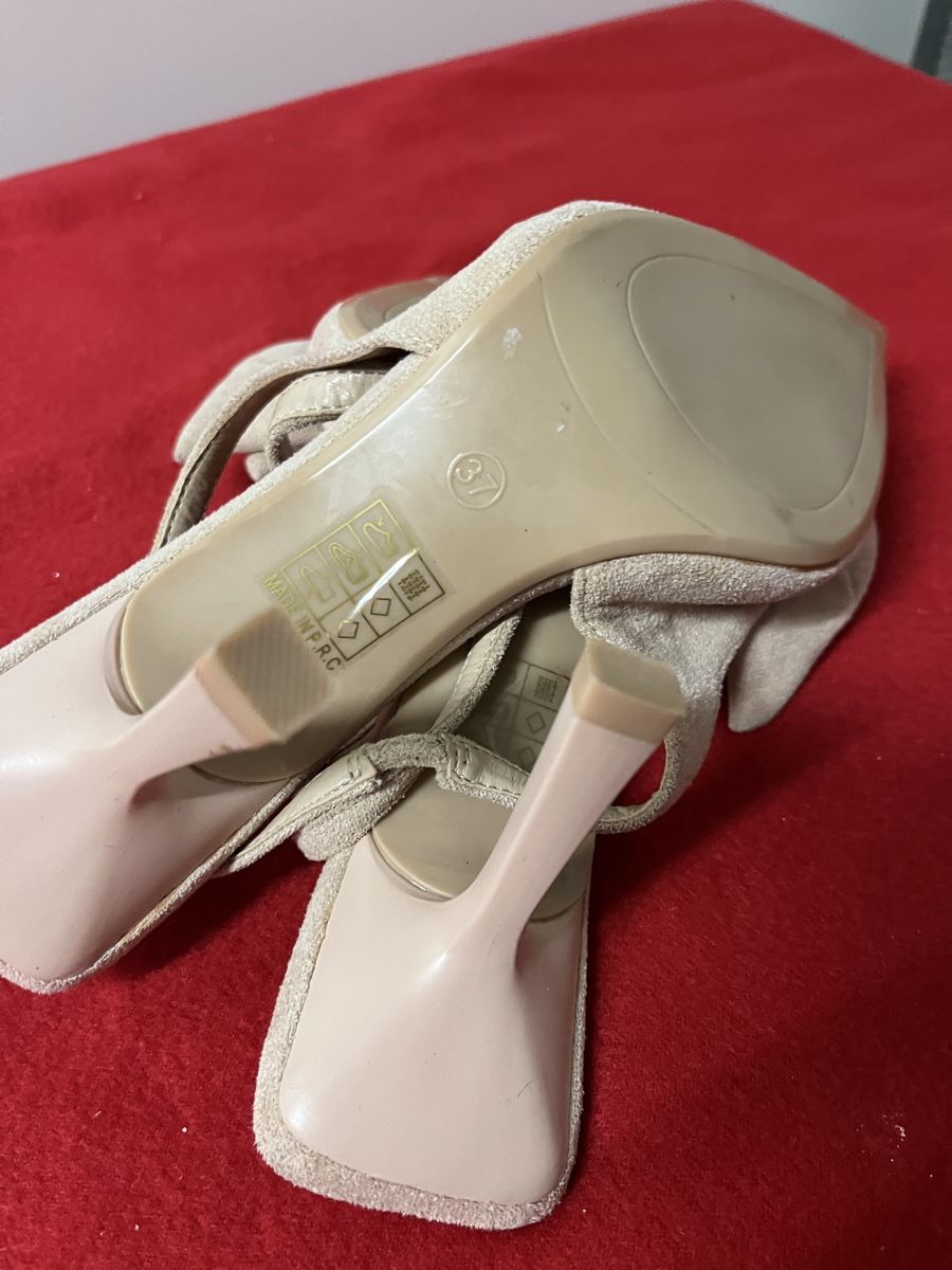 Scarpe da donna: Pumps mit Schleife, Gr. 37, NEU – Nuovo (secondo la descrizione) da Interlaken venduto da Jasmin_Flower 3