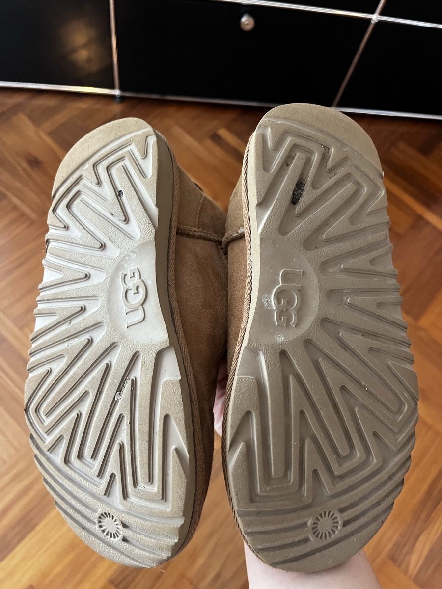Ugg Scarpe per ragazze: UGG Stiefel, short – Usato da Engelburg venduto da Michi_74 2