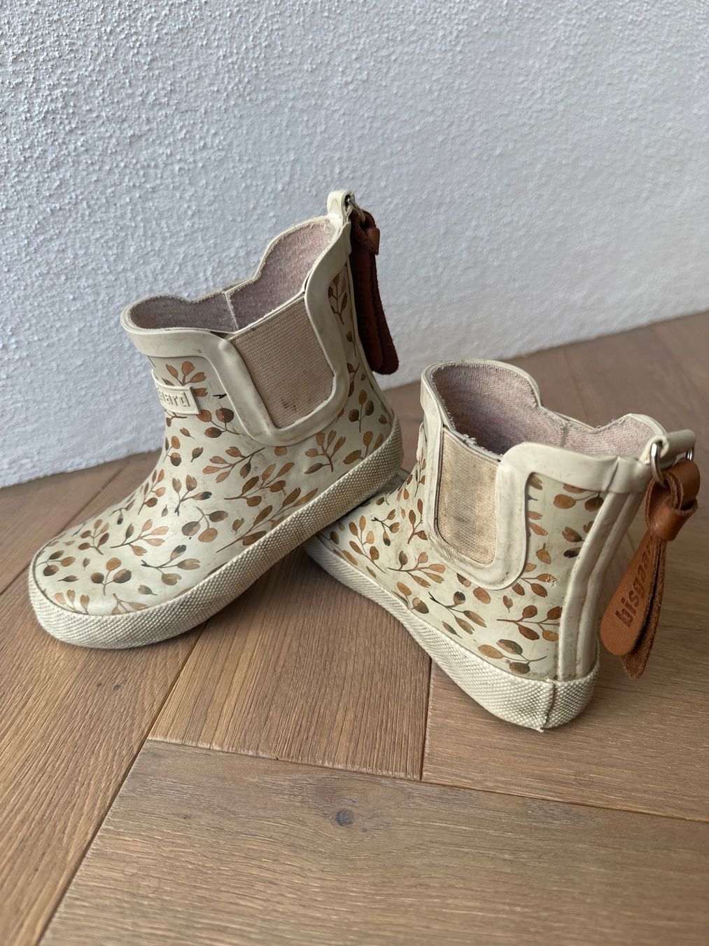 Bisgaard Chaussures garçon: Bisgaard Schuhe Grösse 26 floral – D'occasion à Flawil par huber-sennhauser