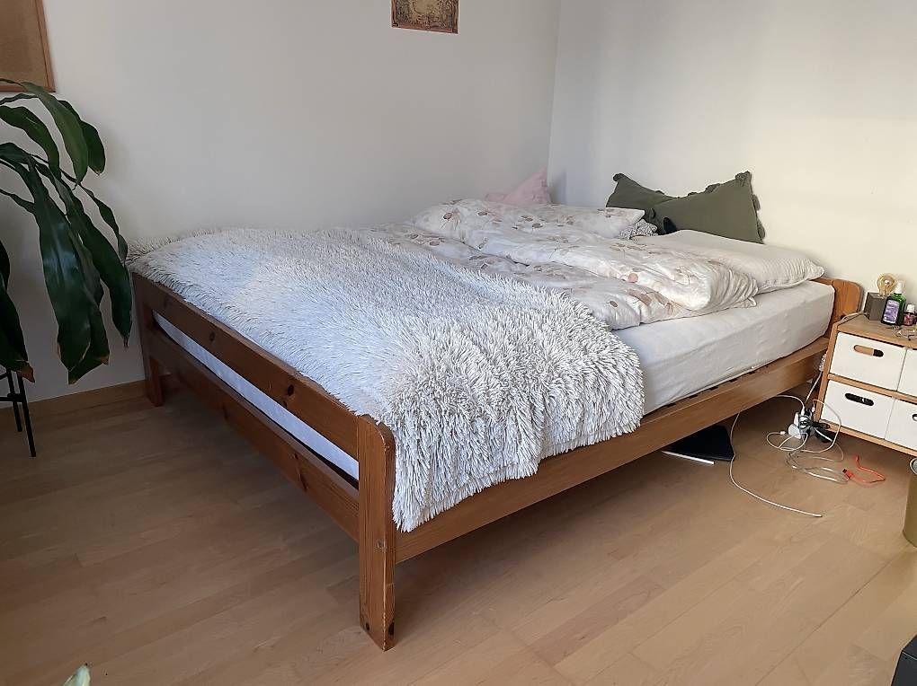 Letti: Bettgestell 160x200 – Usato da Luzern venduto da liv_y6b9