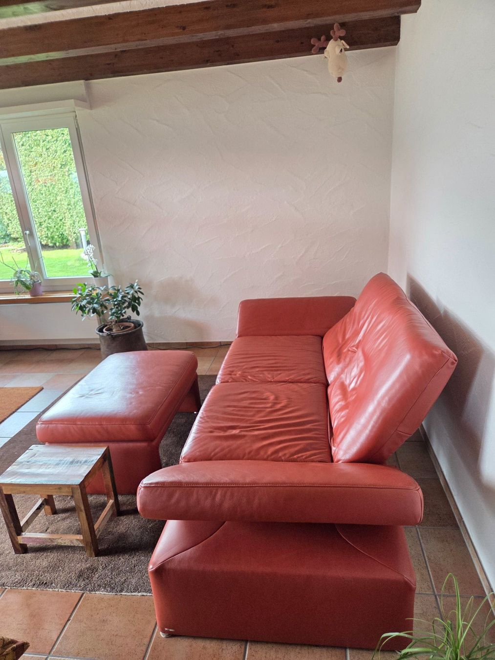 Koinor Divani: Leder Sofa mit Hockerbank Koinor – Usato da Madetswil venduto da ped_bd6z 2