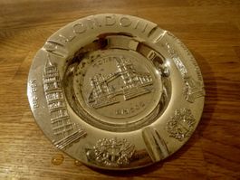 London Aschenbecher Ashtray Metall 13 cm