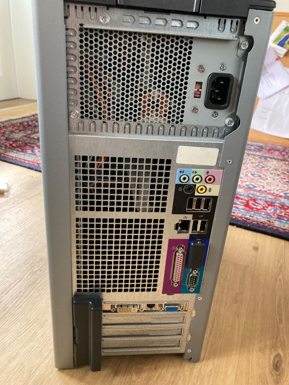 Dell PC: DELL Dimension 5000 | Windows XP | 160GB | 4GB – Usato da Wichtrach venduto da Queensparkunite 2