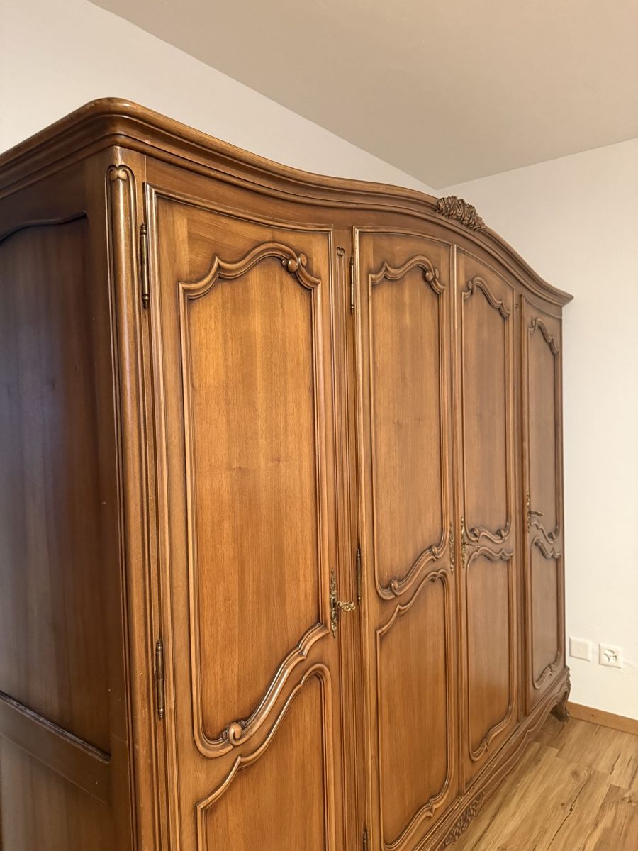 Armadi: Massiver Holzschrank – Usato da Rickenbach SZ venduto da ste_nm7x 1