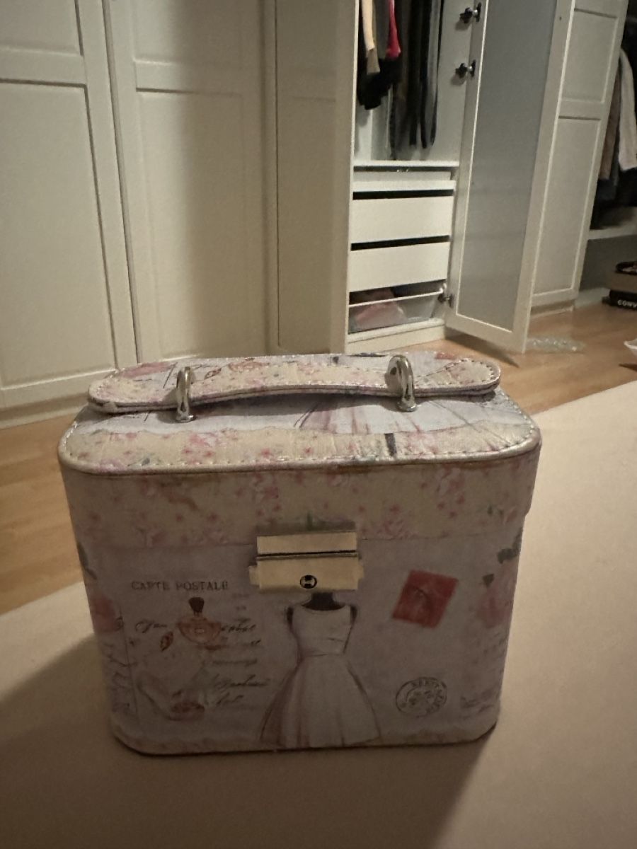 Cassapanche: Vintage Schmuckkasten mit Spiegel – Usato da Luzern venduto da gnika 1