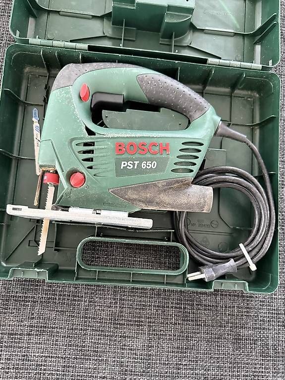 Bosch Tutti gli attrezzi: Bosch PST 650 Stichsäge mit Koffer – Usato da Niederuzwil venduto da presa19