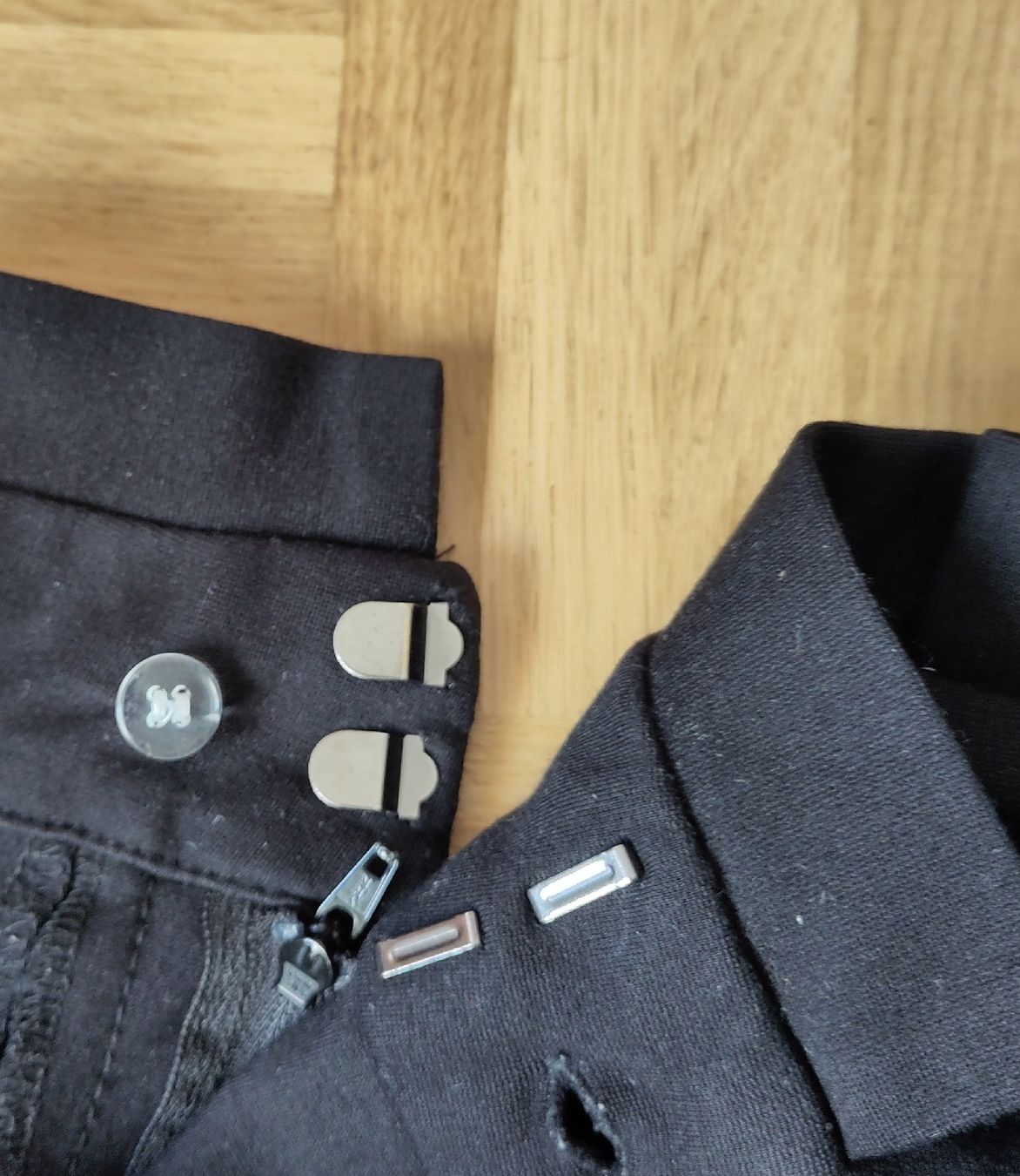 Vero Moda Hosen: Hosen Vero Moda Gr. S, mit Gürtel – Gebraucht aus Bern von icanhearyoursmile 4