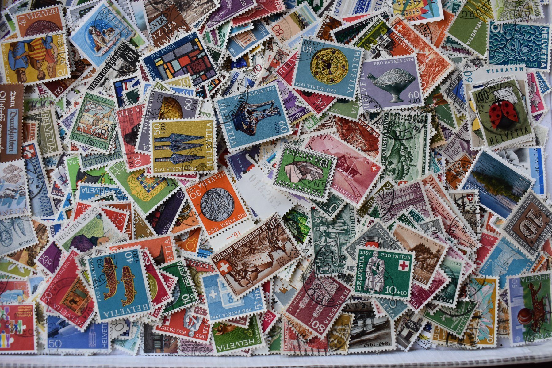 Alle Briefmarken: 1000 verschiedene Schweizer Marken      B2409B – Gebraucht aus Bettingen von Gluscht-Oase 5
