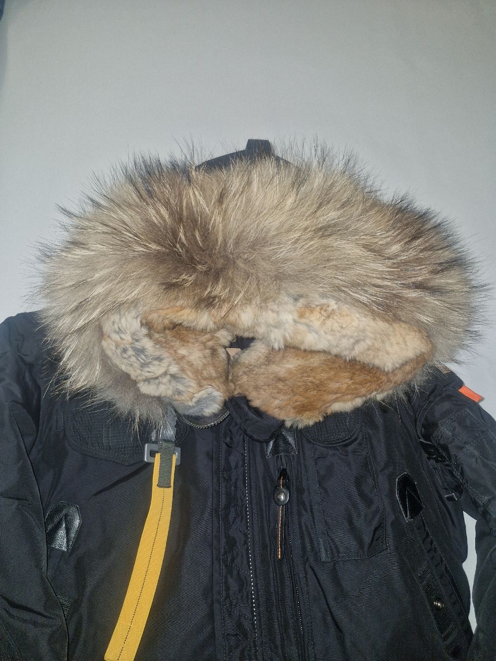 Parajumpers Jacken: Damen Parajumpers Jacke – Neu (gemäss Beschreibung) aus Dietikon von AX93 1