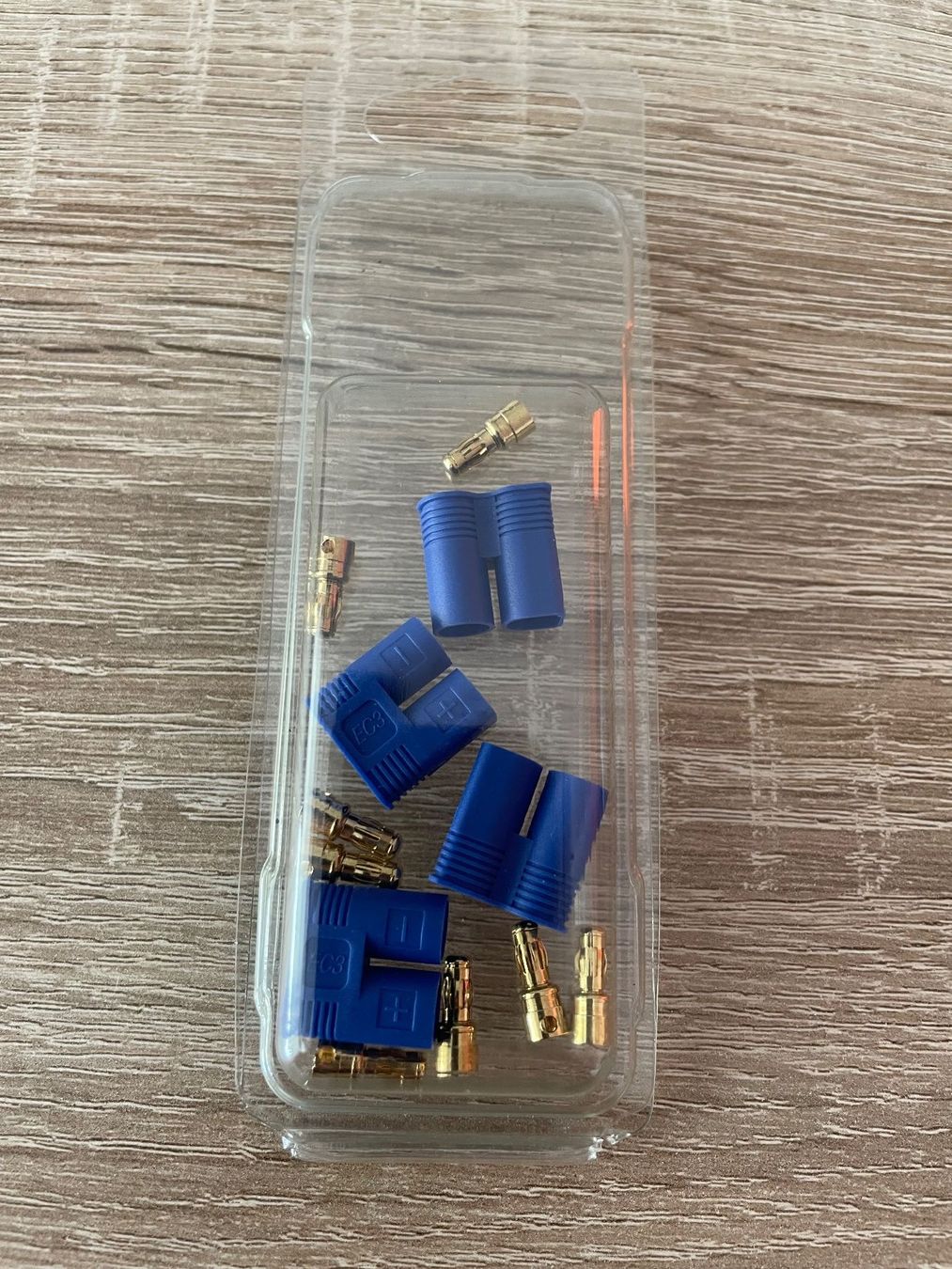 Modellismo RC: Ec 3 Stecker 4 Stück – Nuovo e nell'imballaggio originale da Brunegg venduto da dav_vhz9