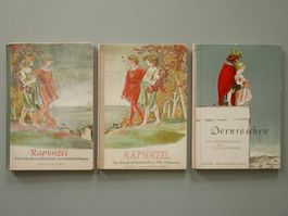 ANTIKE KINDERBÜCHER RAPUNZEL DORNRÖSCHEN FELIX HOFFMANN