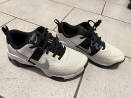 Nike Sportschuhe Damen Gr. 38 guter Zustand 
