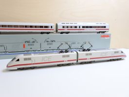 Märklin ICE Zug Set 3750 + 2 x Mittelwagen - Digital H0
