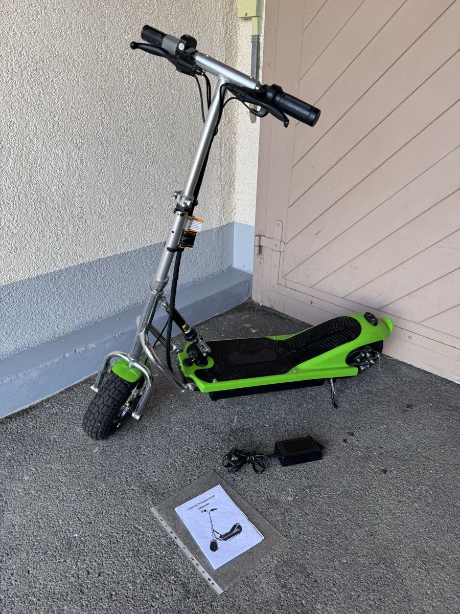 Kickboard: Elektrotrottinetts Serie DR2430 – Gebraucht aus Belp von ch1999 9