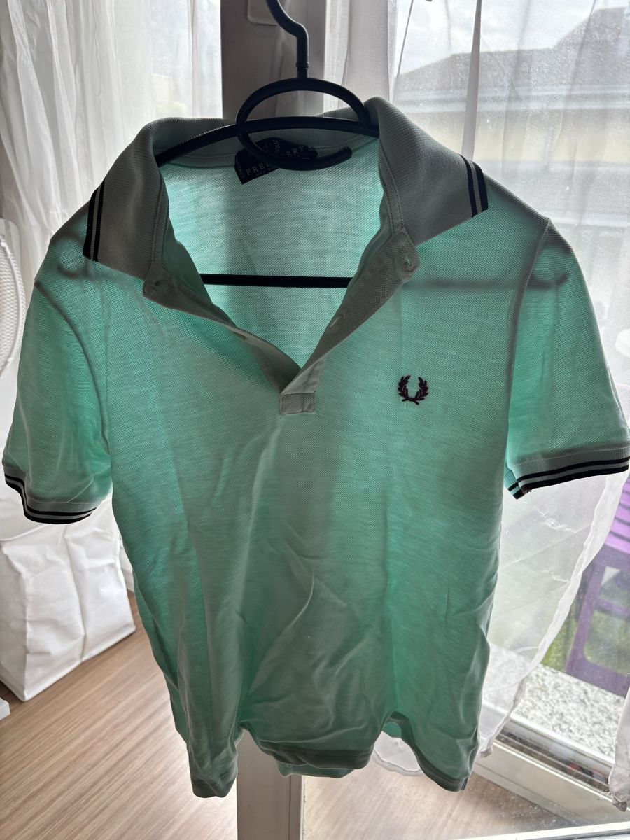 Fred Perry Magliette Polo: Polo Fred Perry – Usato da Granges VS venduto da Oliviaaaaaa