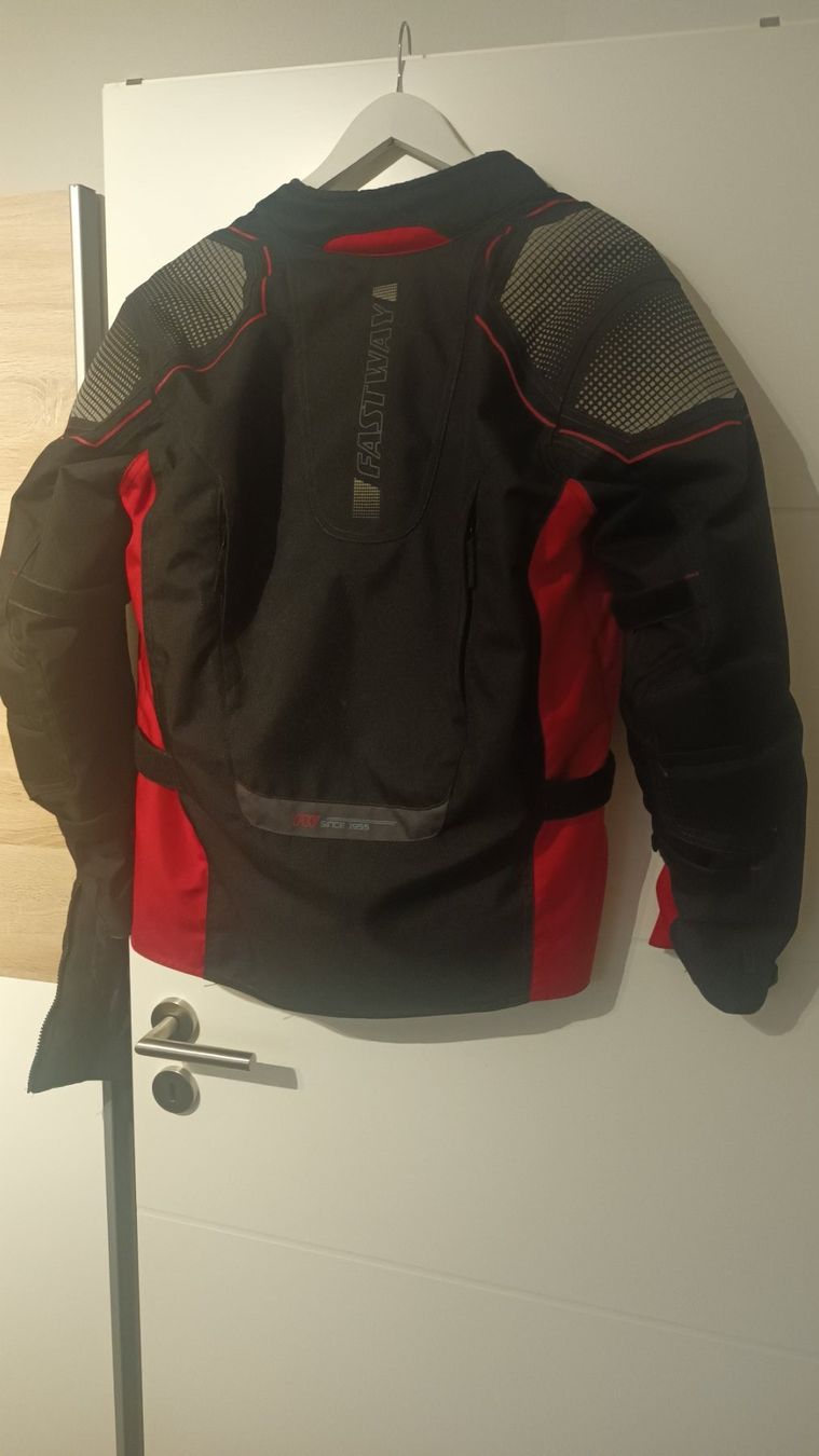 Giacche: Motorrad Jacke – Usato da Adlikon venduto da SkodaFabia92 1