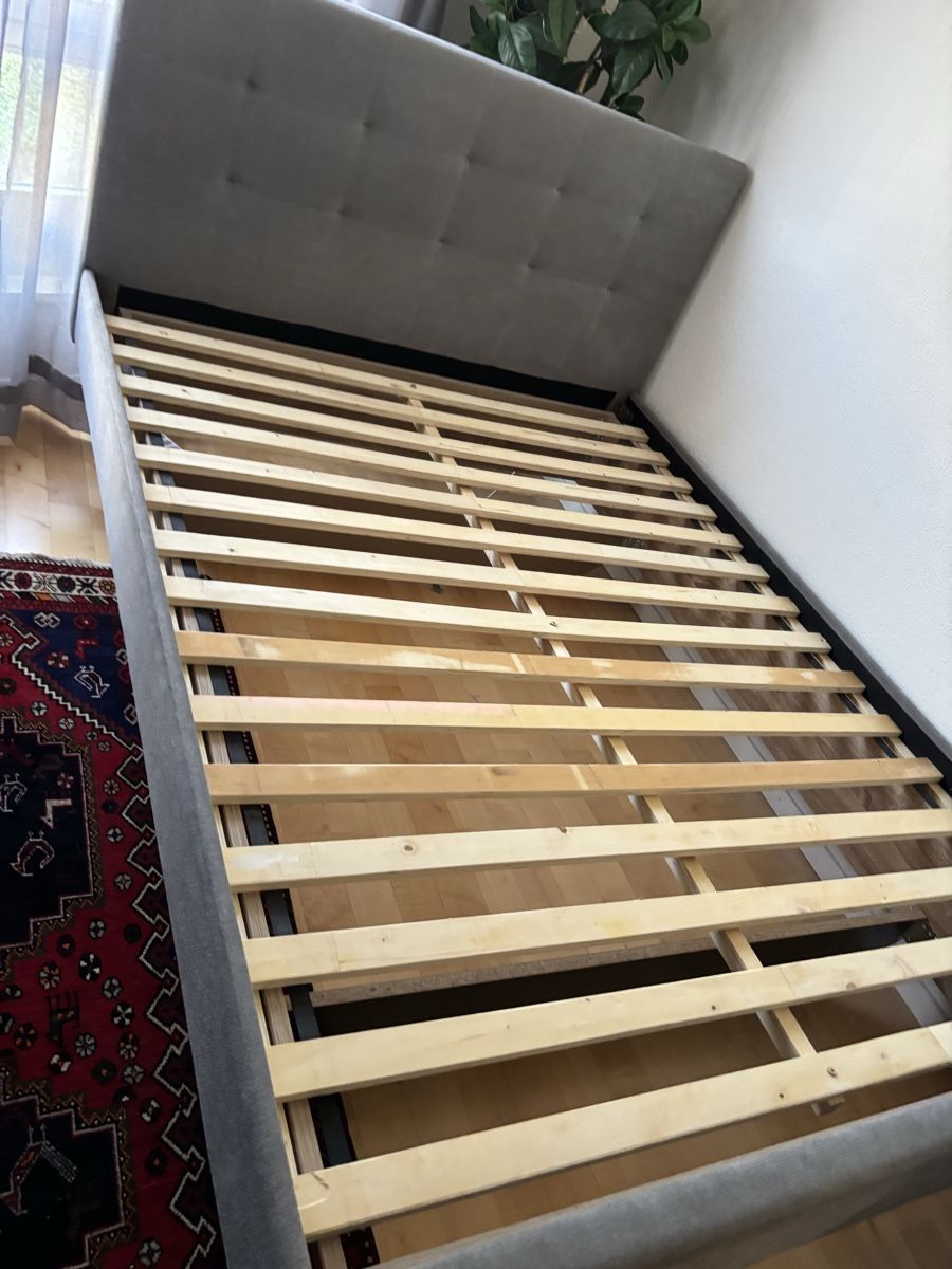 Letti: Bett inkl.Lattenrost 160x200 – Usato da Zug venduto da Deks 1