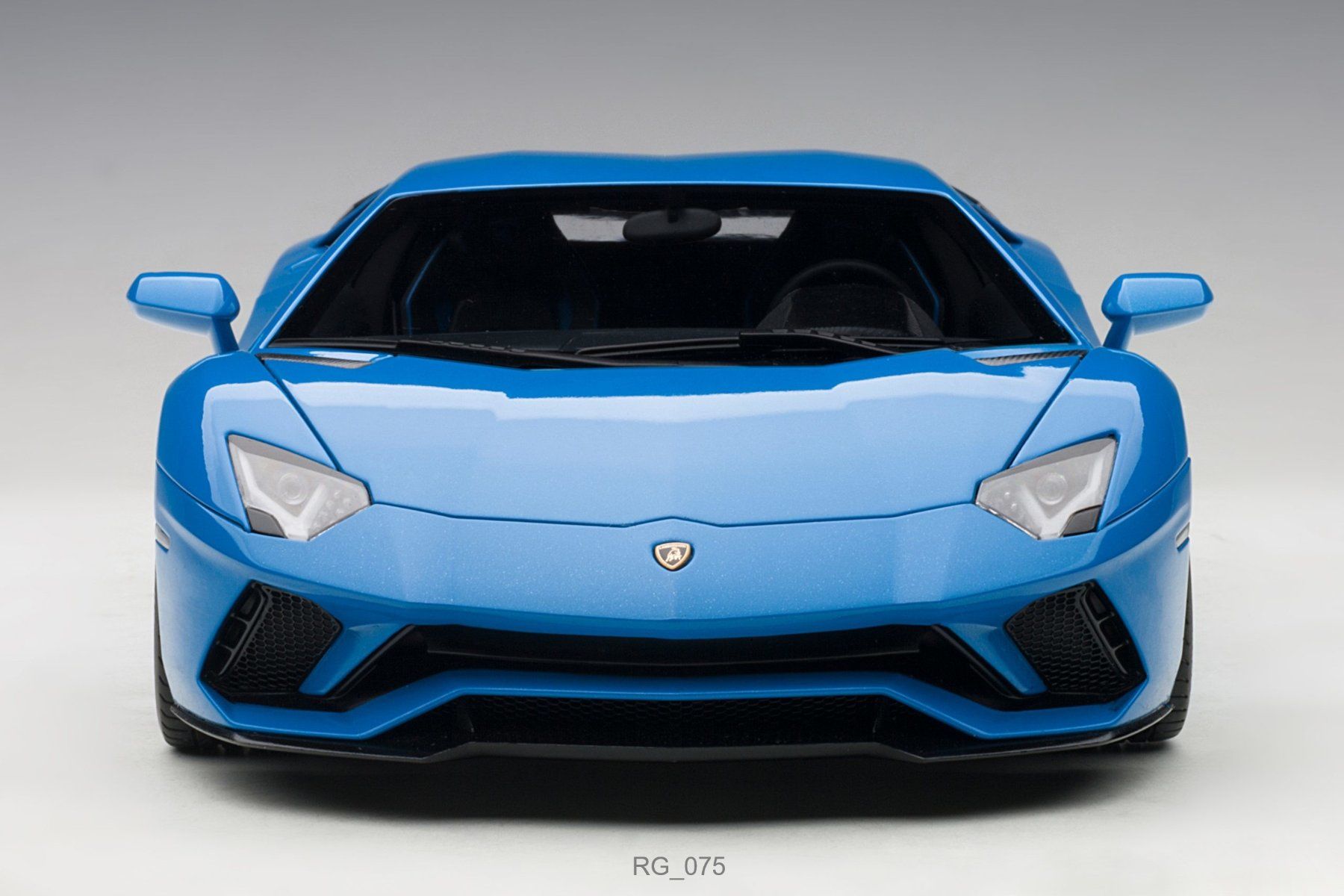 Autoart Modellautos: Lamborghini Aventador S 1:18 – Neu und originalverpackt aus Ulisbach von mironebraska 1