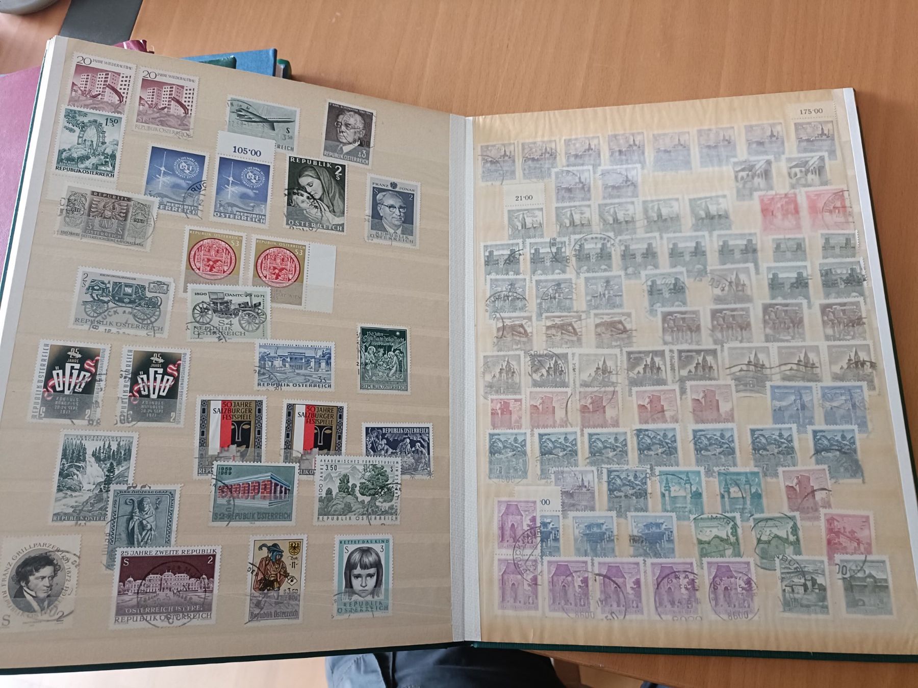 Albums: Briefmarken Sammlung – D'occasion à Luzern par tristan696 5