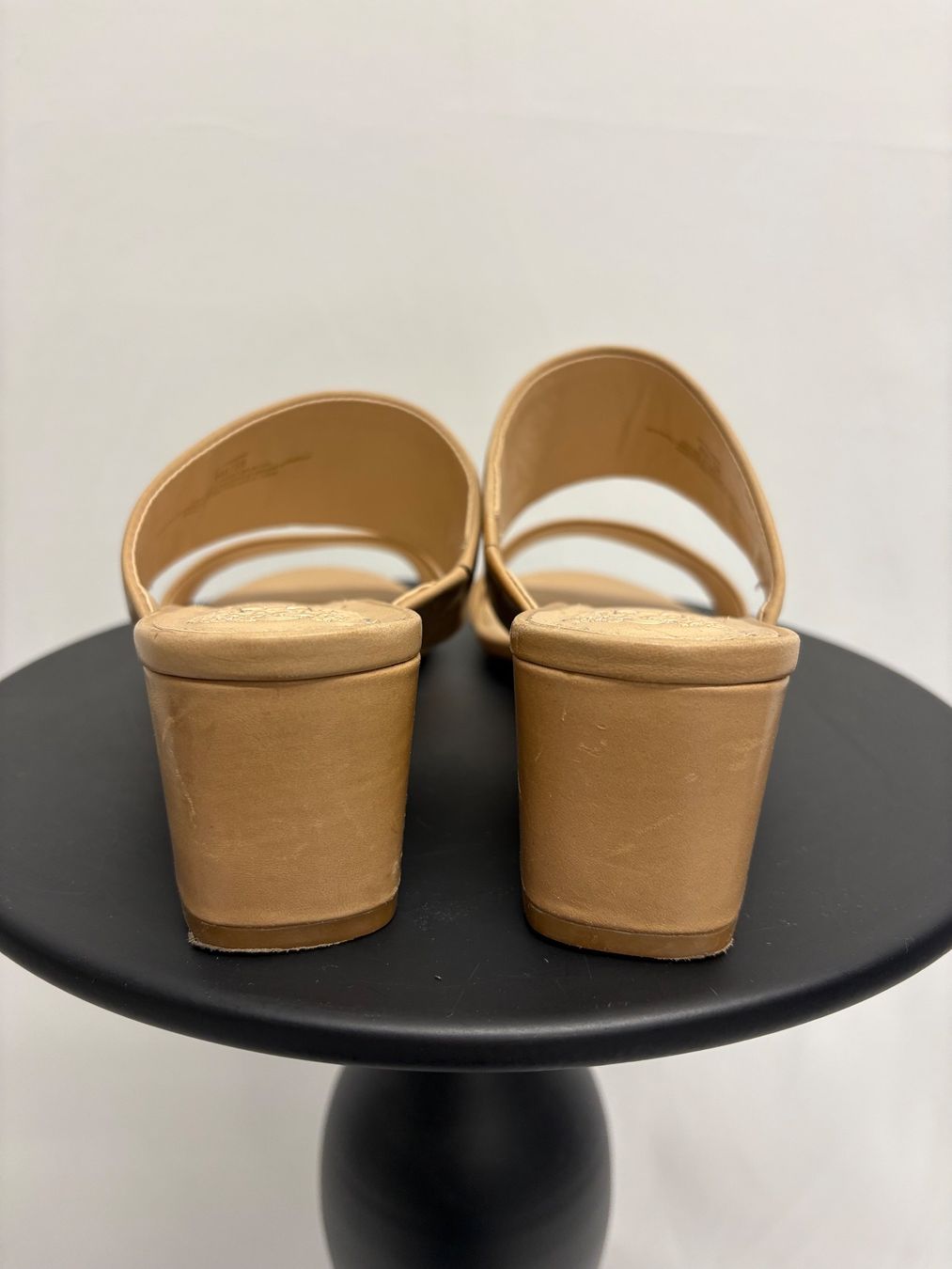 Scarpe da donna: Vince Camuto Sandalen, Beige, Gr. 38 Leder – Nuovo (secondo la descrizione) da Regensdorf venduto da secondchancefashion 5