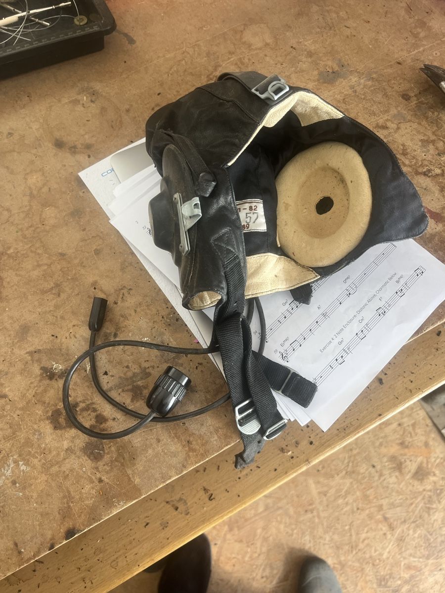 Uniformen & Effekten: Casque de tankiste russe – Gebraucht aus Corcelles-Payerne von jp6_5nss