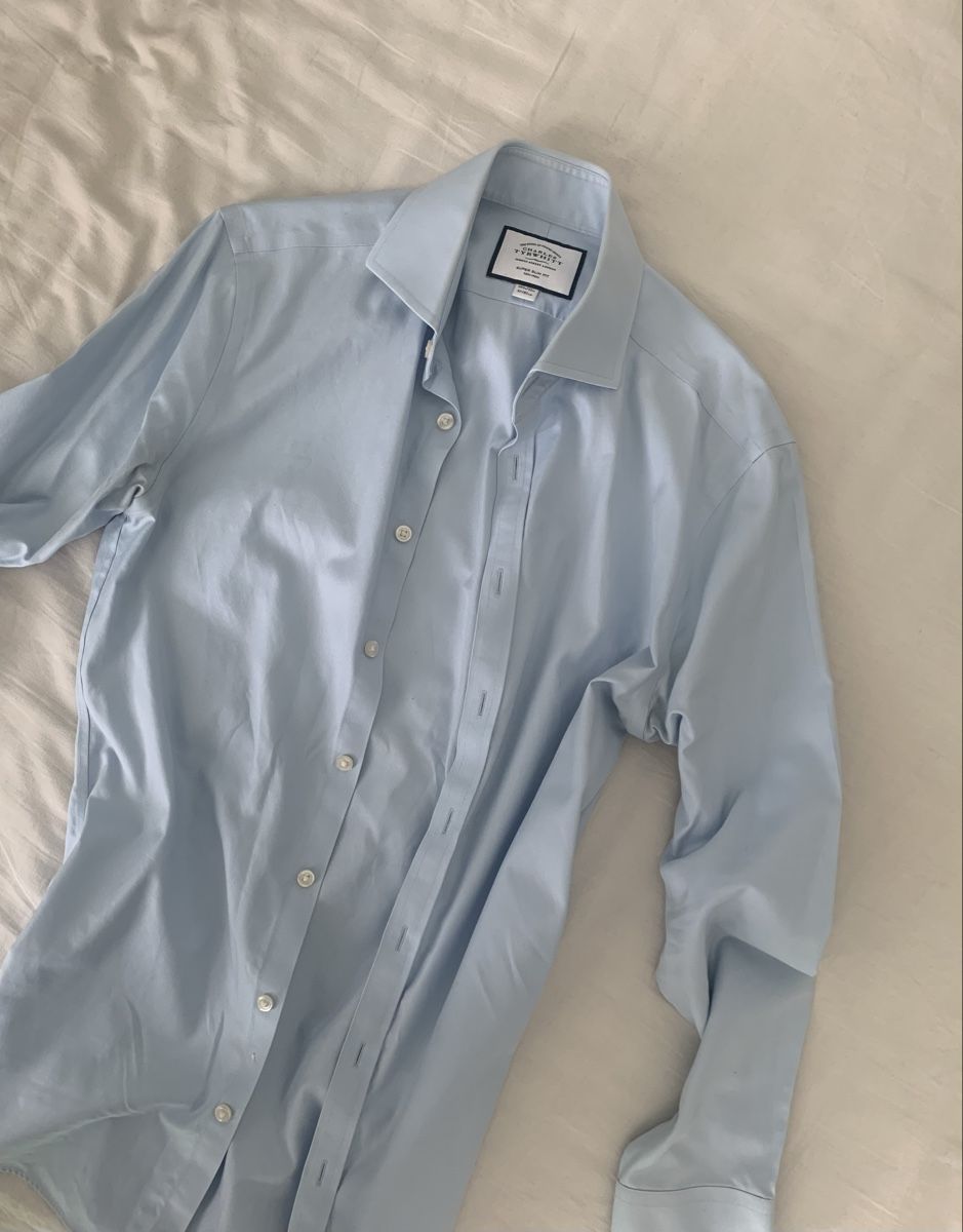 Hemden: Chemise clair manches longues S – Gebraucht aus Biel/Bienne von oswesventes