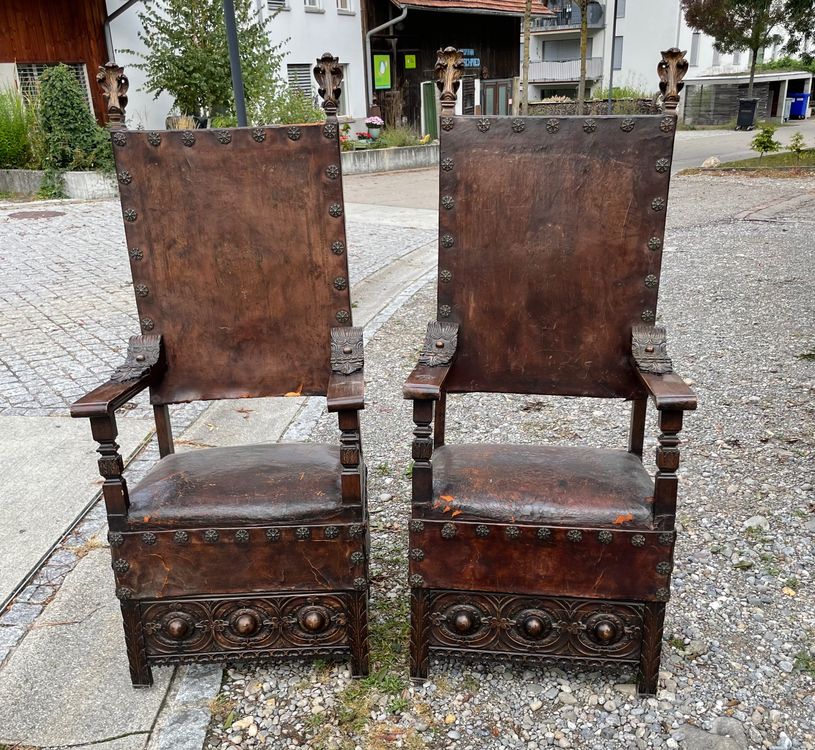 - 2 antike stuhlen Grosse (Gebraucht) in Schlieren für CHF 120 – nur ...