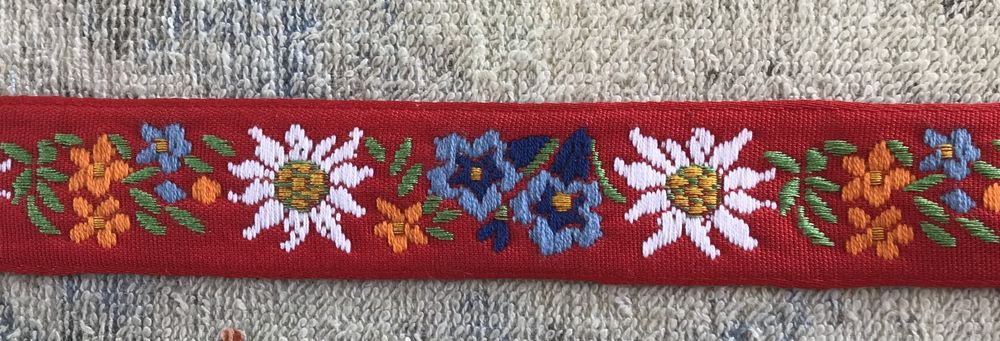 STOFFBAND METER ENZIAN UND EDELWEISS NEU (Neu (gemäss