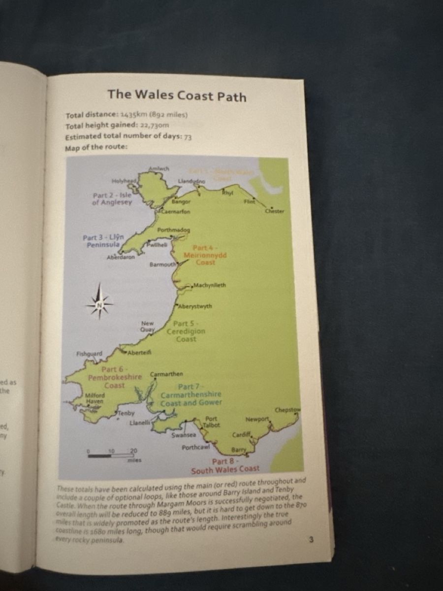 Libri: Wanderführer The Wales Coast Path - englisch  – Usato da Riedikon venduto da Lala28 3