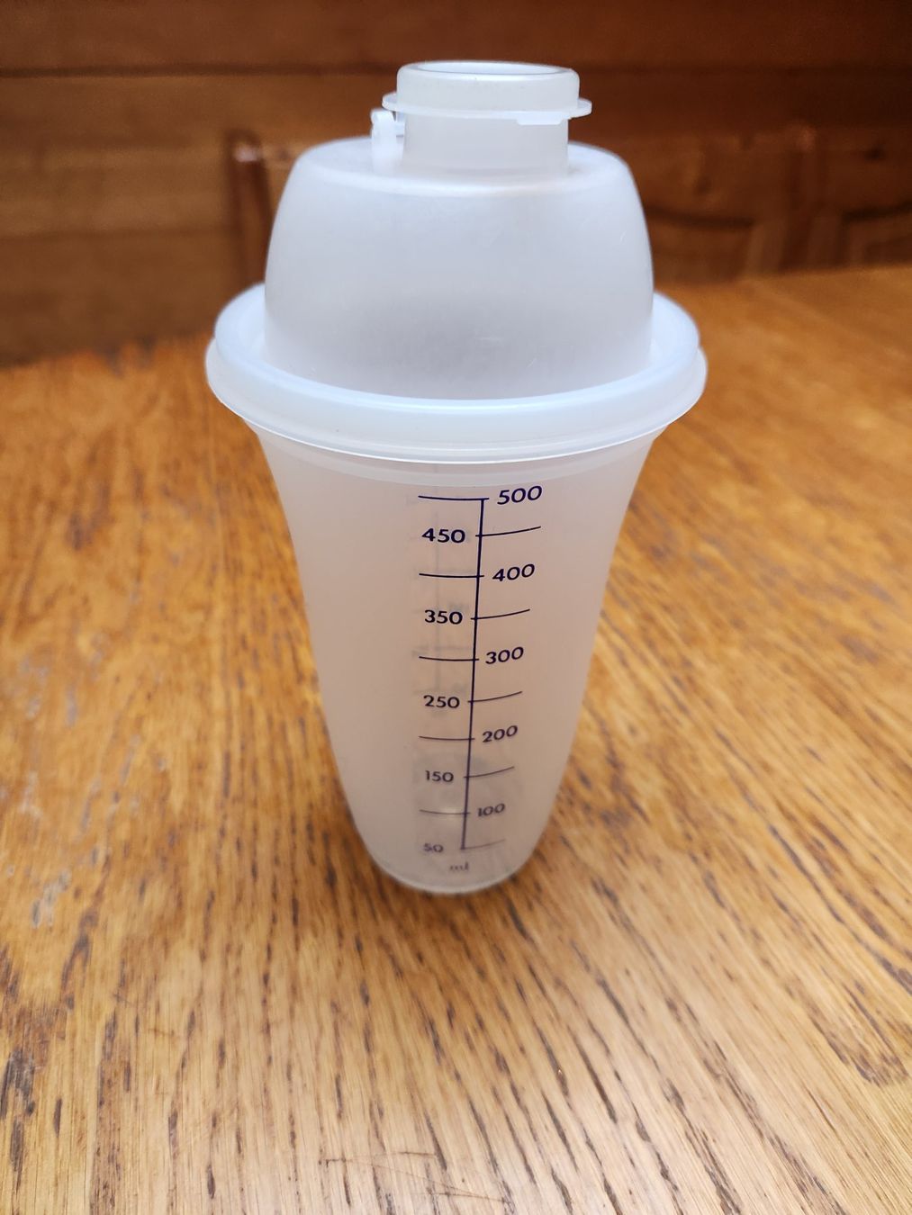 Tupperware Recipients et similaires: Tupperware Shaker 500ml  oder 330ml – D'occasion à Gstaad par Meiel2020