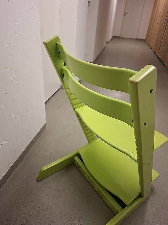 Hochstühle: Tripp Trapp  – Gebraucht aus Zug von A9A 1