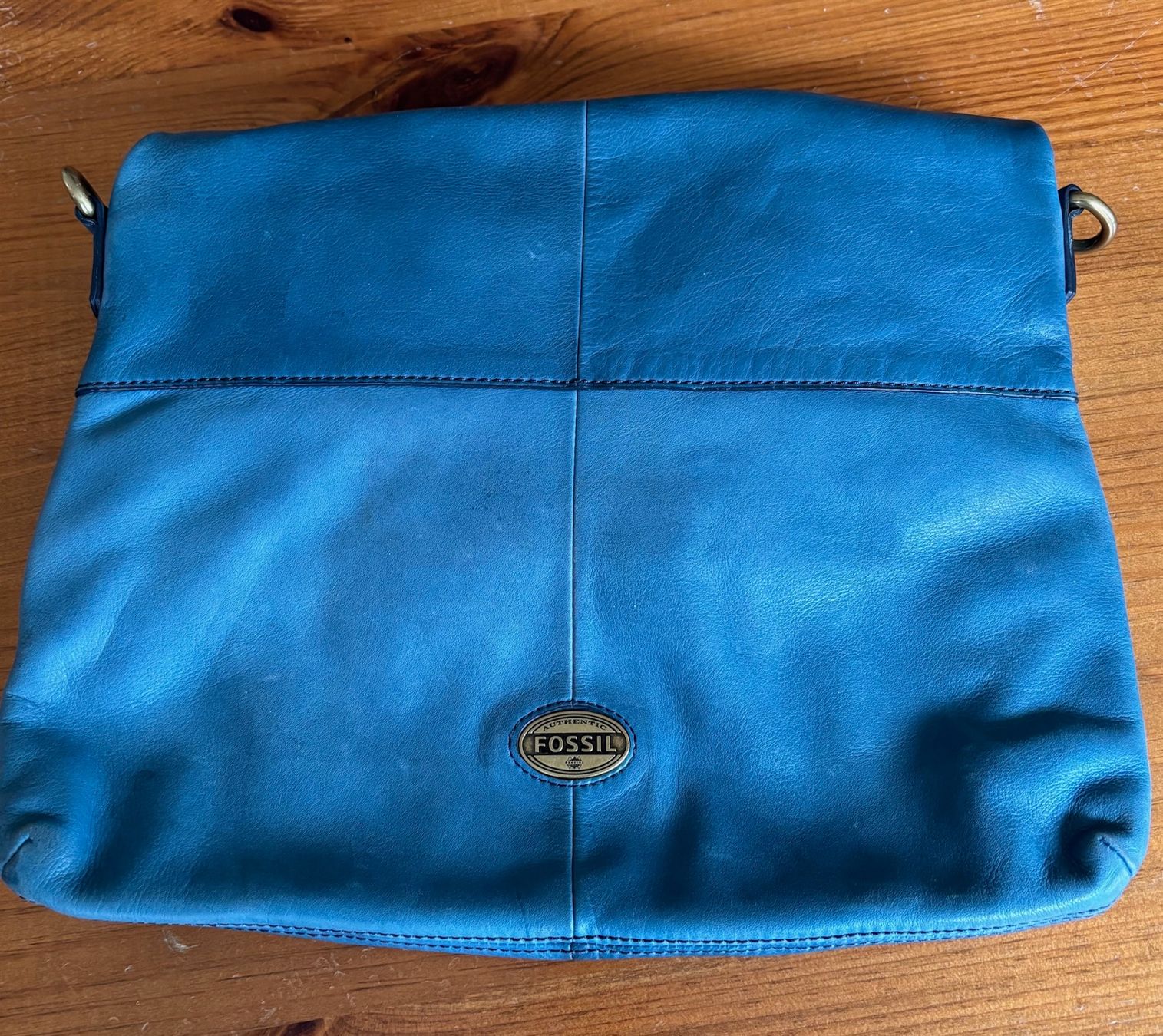 Fossil Borse da donna: Fossil Tasche Explorer Large Distressed Messenger Crossbody – Usato da Zürich venduto da Kstrauss1606 3