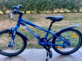 VTT Specialized Hotrock bleu taille enfant bon état