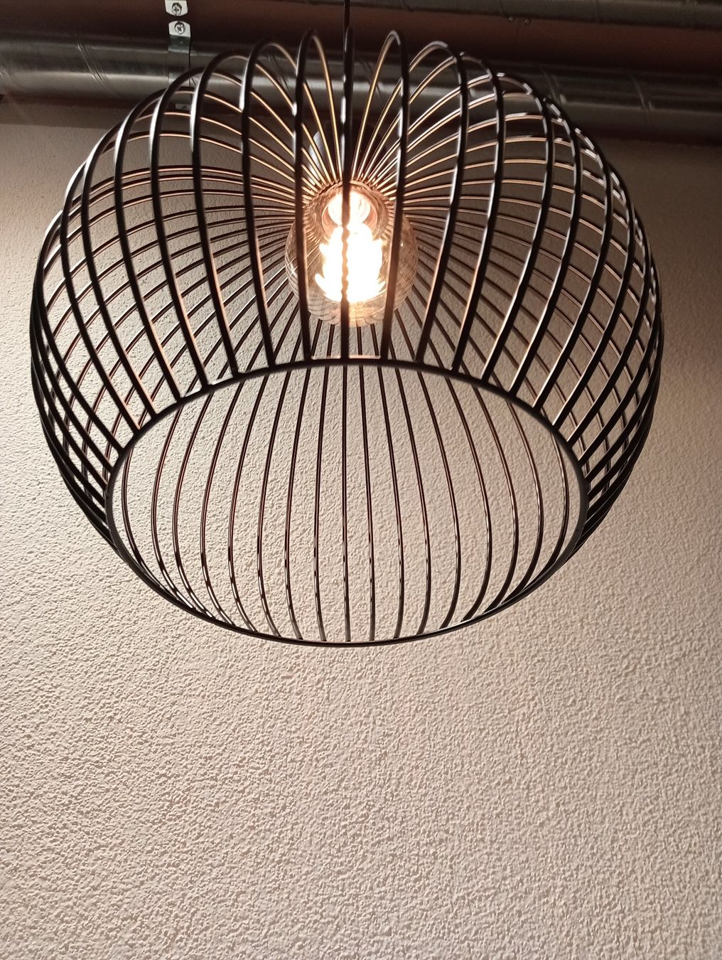 Lampes: Design Hängelampe, skandinavisch modern – D'occasion à St.Niklausen LU par Wirdbereitsverwendet 2