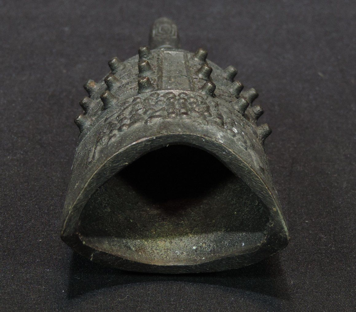 Glocken & Treicheln: China Bronzeglocke, Antik Stil – Gebraucht aus Duggingen von roterbambus 2