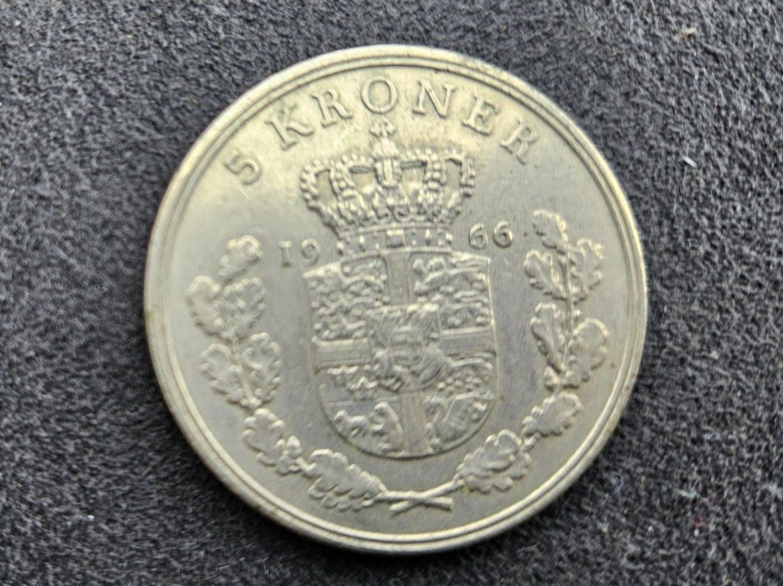 Tutti le monete: 2x 5 Kronen Dänemark 1966 & 1973 ab 1.- – Usato da wolfhausen venduto da Pgodi 1