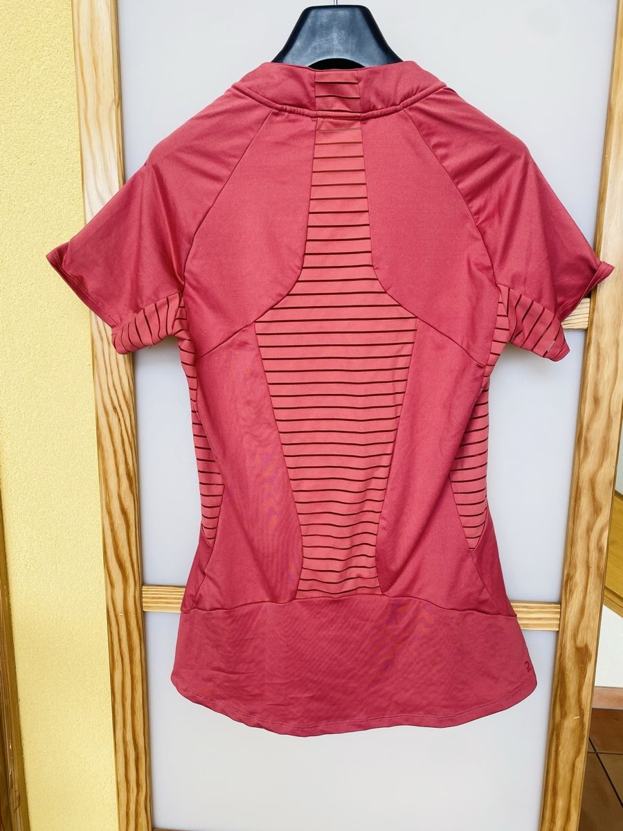 T-shirt: T-shirt Quechua M  – Usato da Belmont-sur-Lausanne venduto da chu_vxf5 1