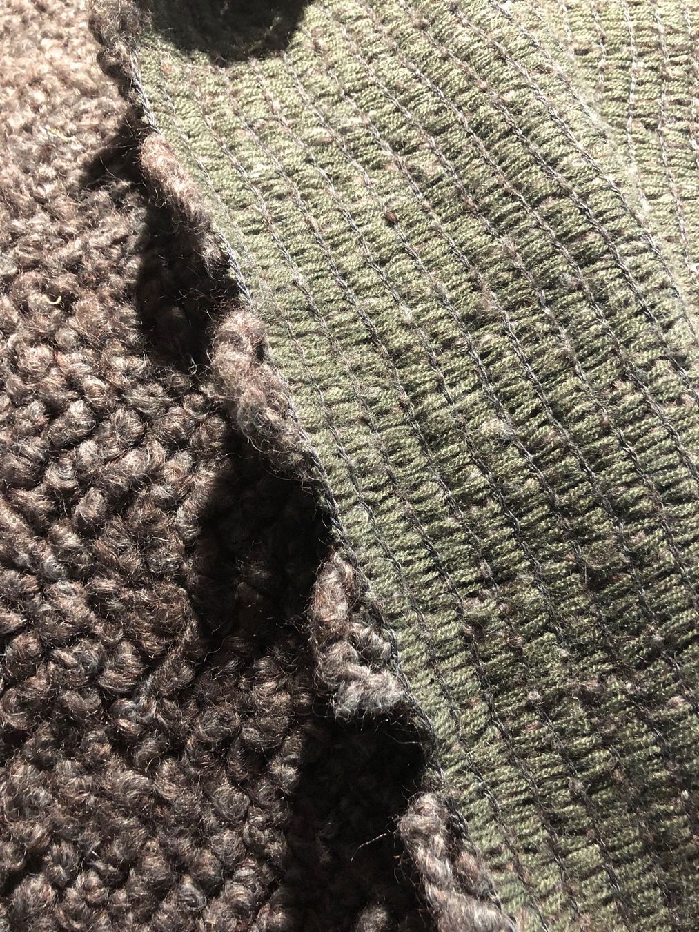 Tessuti: Bouclé Strick 7.65 m – Nuovo (secondo la descrizione) da Fällanden venduto da Sariko 1