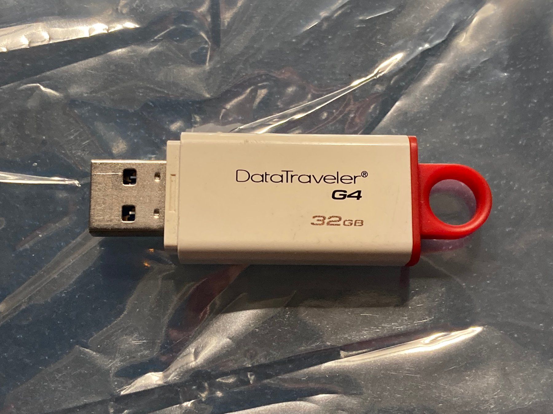 Kingston Chiavette USB: Kingston USB Stick 32 GB – Usato da Wettingen venduto da Schabernack_sam