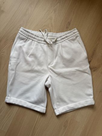 Zara Shorts weiss Grösse S guter Zustand