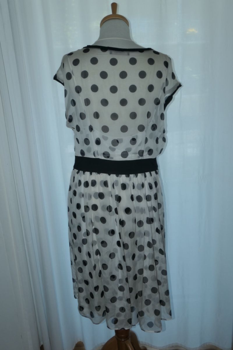 Max Mara Robes: MaxMara Kleid Polka dots Grösse M – D'occasion à Kriens par phi_l95v 2