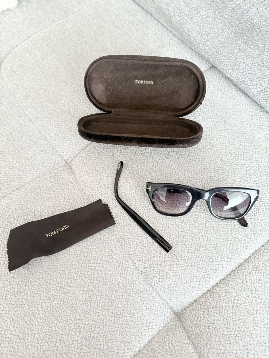 Tom Ford Occhiali & Lenti: Occhiali TOM FORD (rotti) – Difettoso da Viganello venduto da mit_hd8q 1
