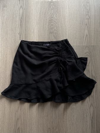 Viskose Leinen Volants Stradivarius Rock mit Shorts 32 XXS