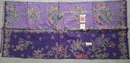 Tissu Batik Tiga Serangkai violet motif floral neuf