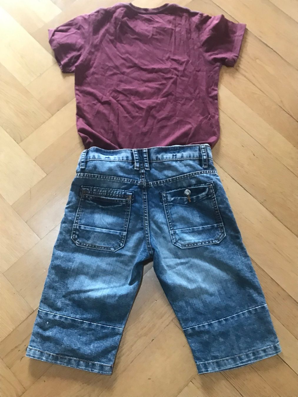 Lotti & Set di vestiti: Lot t-shirt et short – Usato da Gorgier venduto da chahn 1