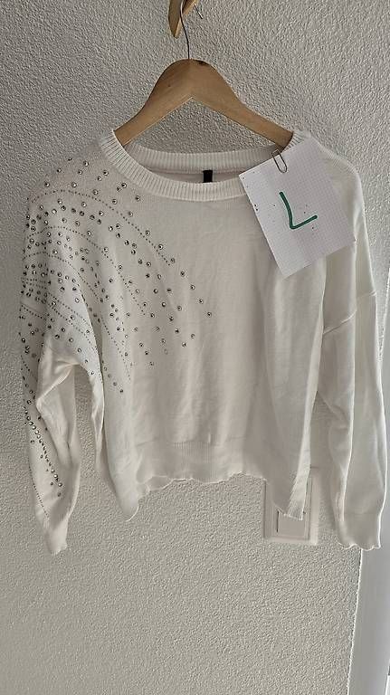 Lotti di vestiti: Jolis pulls / blouses 40/42 L – Usato da Marnand venduto da Lkt071306 4