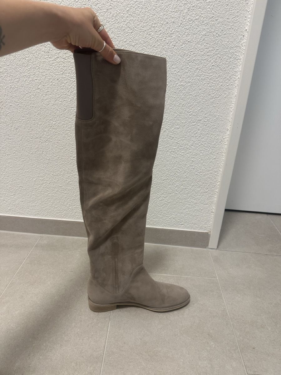 Stuart Weitzman Damenschuhe: Stuart Weitzman Fossil Suede Overknee Boots, Size 8 – Neu (gemäss Beschreibung) aus Zürich von Halloumi8003 2