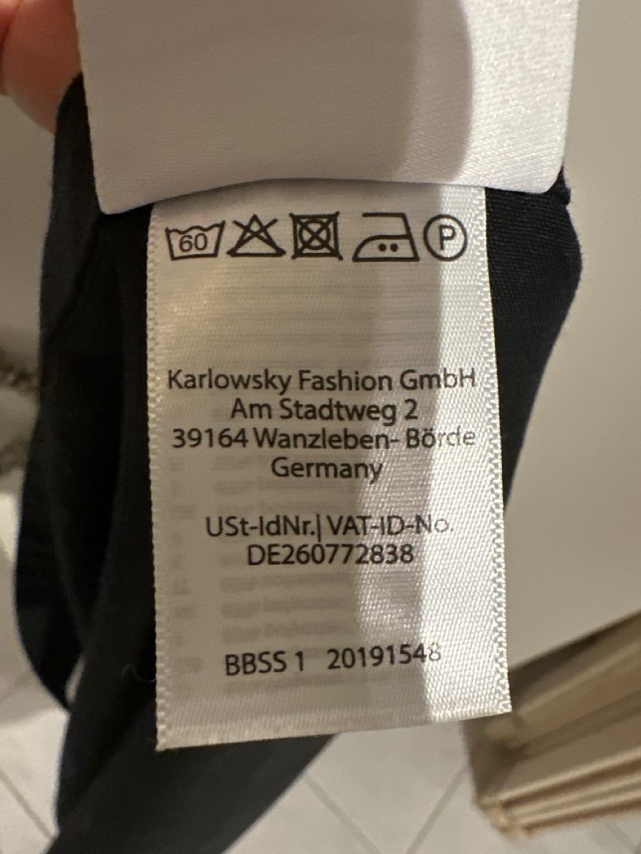 Grembiuli: Karlowsky Black Chef Apron. Very Good Condition. 55 Chars – Usato da Zürich venduto da car_68nt 4