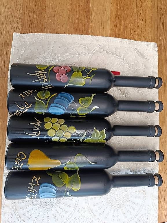 Sonstige Dekorationen & Accessoires: Schnapsständer mit Flaschen – Gebraucht aus Utzenstorf von bimico