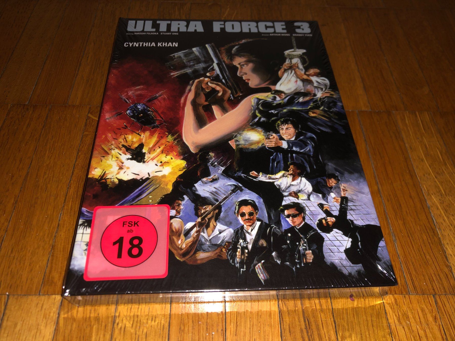 Tutti i DVDs: Ultra Force 3 - MEDIABOOK - C - UNCUT – Nuovo e nell'imballaggio originale da Basel venduto da havsok